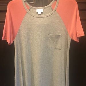 LuLaRoe short-sleeve & high-low hem dress (Carly)